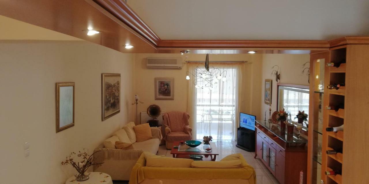 Apartment Giorgos 卡拉马塔 外观 照片