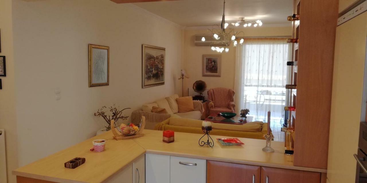 Apartment Giorgos 卡拉马塔 外观 照片