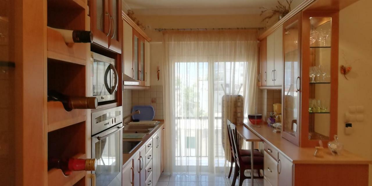 Apartment Giorgos 卡拉马塔 外观 照片