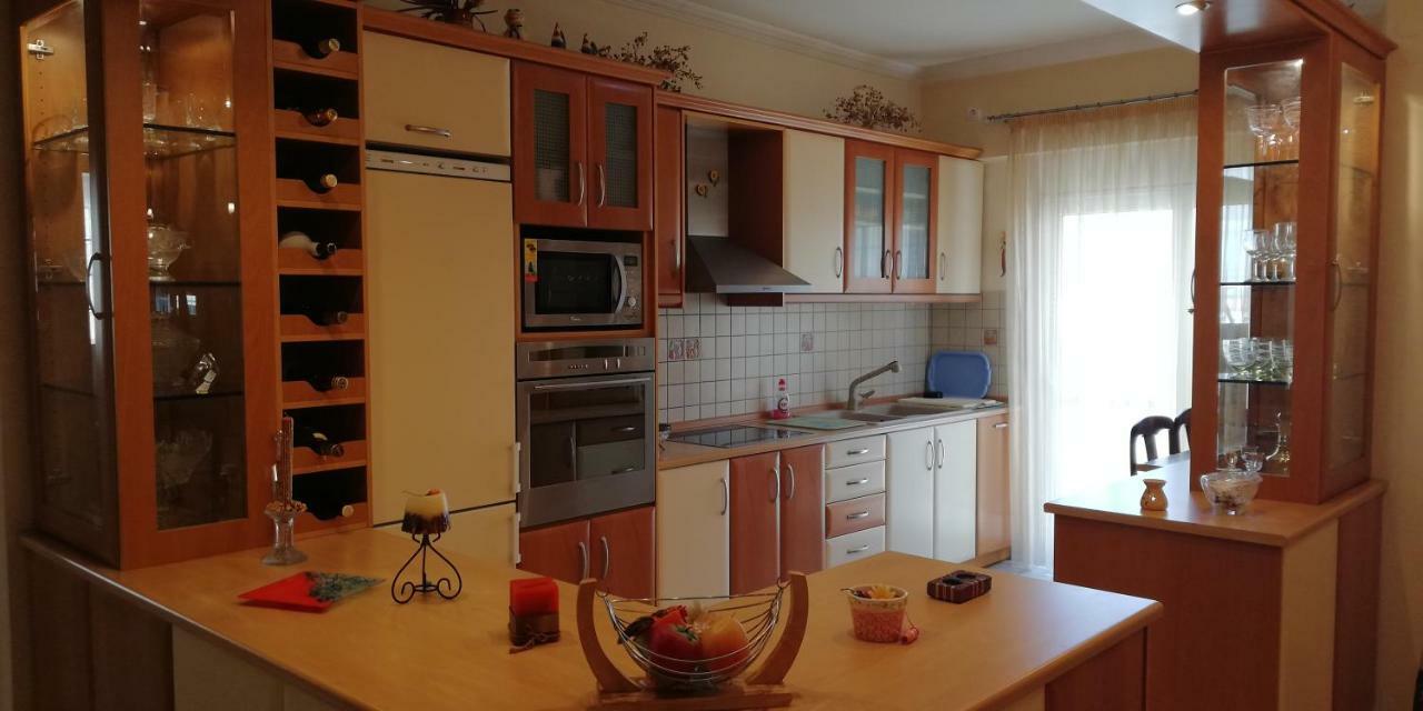 Apartment Giorgos 卡拉马塔 外观 照片